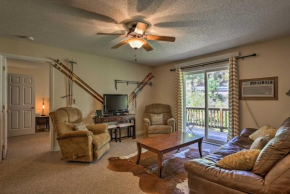 Quiet Lead Condo with Balcony - 5 Mi to Ski Lifts!, Lead